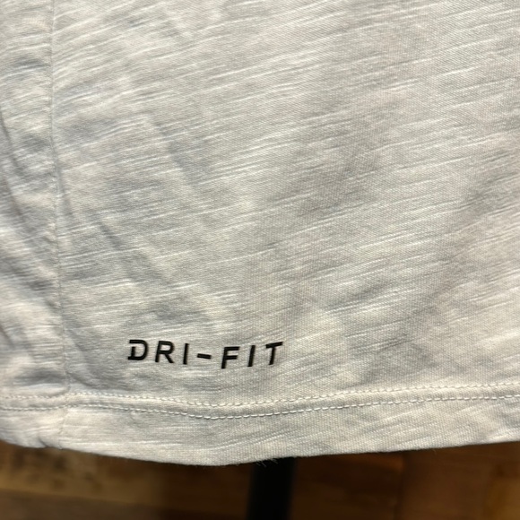 Nike Men's Gray Graphic T-Shirt - Picture 2 of 6